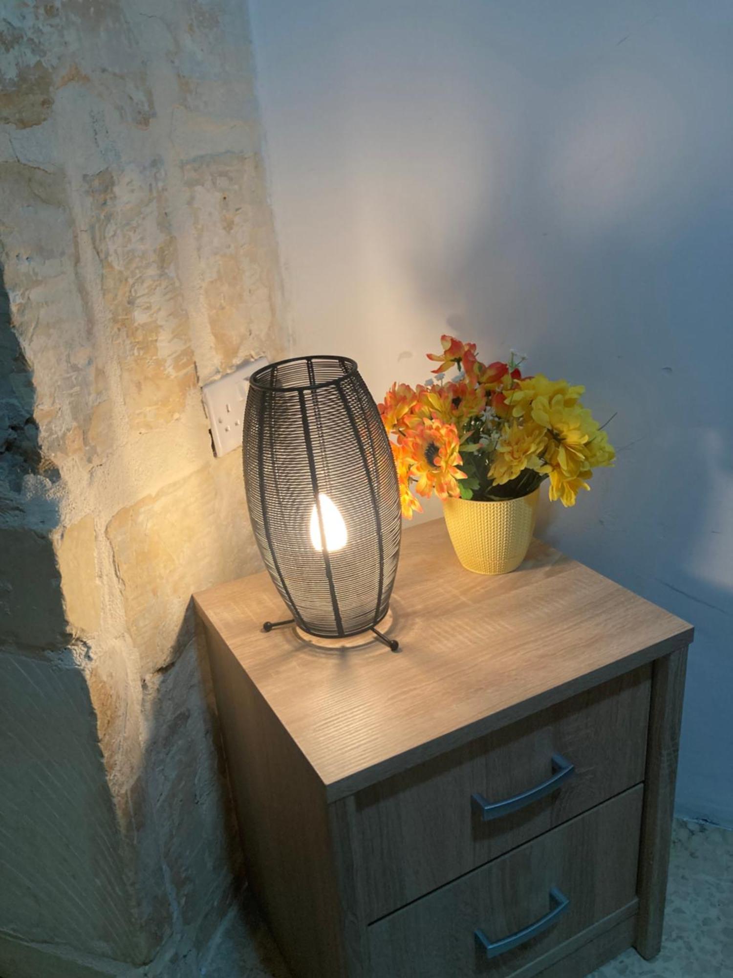 Charming Central Townhouse In Sliema Steps From Promenade And Sliema Ferry Apartment Bagian luar foto